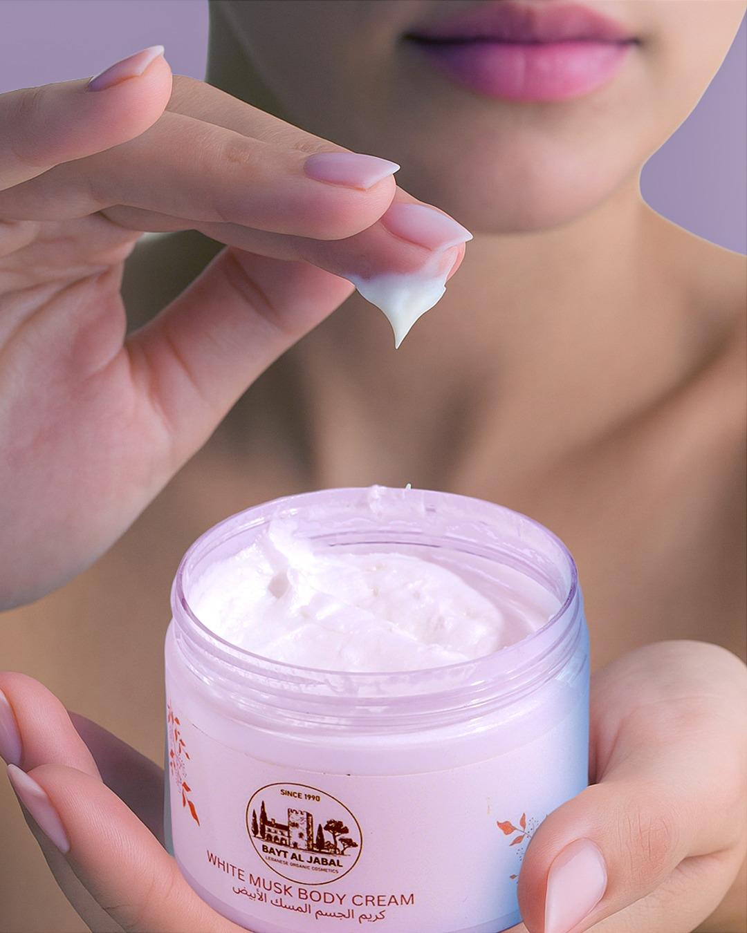 ab1926f3-d391-4237-a208-645a2b66074b